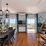 Villa Vesna With Heated Pool