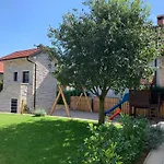 Kameni Dvori
