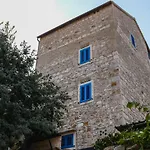 Hvar Old Dalmatian House Junior Suite - Deck 3