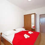 Apartmani Maslina