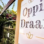 Oppi Draai Guesthouse