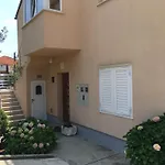 Longo Apartment