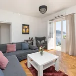Beach Apartment Estelle
