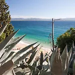 Seaview Apartment Bol