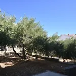 Sweet Apartment In Bol