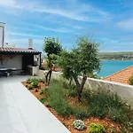 Villa Magna - Seaside Villa With Pool And Sauna