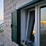 Old Fisherman House