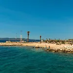 Sea View Apartments Borie