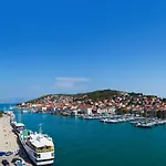 Robinson House In Okrug Gornji With Sea View, Terrace 4452-1