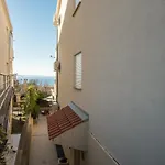 Luxury Apartment Stipe
