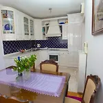 Ivan Centar Makarska