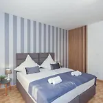 White Stone Villa 43