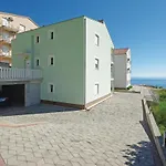 Beautiful Apartment In Krvavica With Wifi