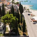 Apartment Cypress