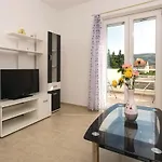 Beautiful Apartment In Poljica With Wifi