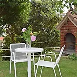 Apartment Vini- Beautiful Garden And Terrase