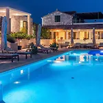 Vidikovac Levanda Luxury Apartments