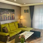 Gabrijel Apartments Makarska 1
