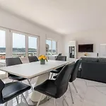 Apartment M&A