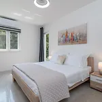 Adria Beach House - Lavendar