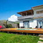 Apartman A2 S Vlastitim Bazenom