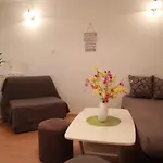 Apartment Sara