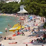 Apartments With A Parking Space Makarska - 16496