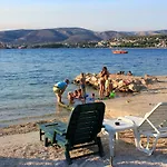 Apartment Okrug Gornji 8440C