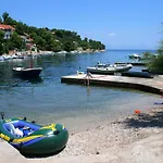 Apartments With A Parking Space Basina, Hvar - 12420