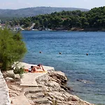 Apartments By The Sea Milna, Brac - 18743