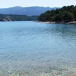 Rooms By The Sea Vrboska