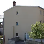 Apartments With A Parking Space Stanici, Omis - 10360