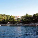 Seaside Apartments With A Swimming Pool Puntinak, Brac - 769