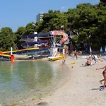 Apartments With A Parking Space Makarska - 16521