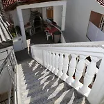 Apartments By The Sea Milna, Hvar - 12244