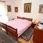 Apartment Trogir 15011A