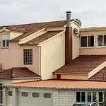 Apartments With A Parking Space Split - 12252