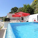 Family Friendly Apartments With A Swimming Pool Zivogosce - Porat, Makarska - 18150