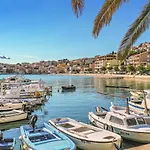 3 Bedroom Amazing Apartment In Igrane