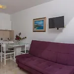 Apartments Lara