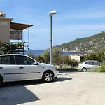 Apartments And Rooms With Parking Space Komiza, Vis - 8844