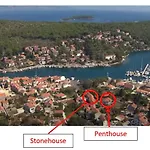 Picturesque Stonehouse In Knockout Vrboska Hvar