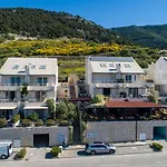 Apartments Villa Azzurra Bol