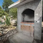 Apartment Brela 16603B