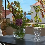 Apartments By The Sea Seget Vranjica, Trogir - 10438