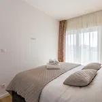 6 Islands - Holiday & Business Apartments - Free Garage Parking