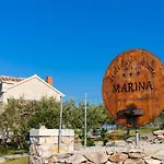 House Marina