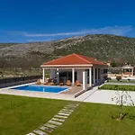 Villa Big Garden