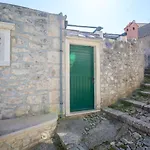 Visilo Stone House