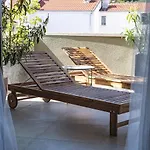 Apartmani Vale 2